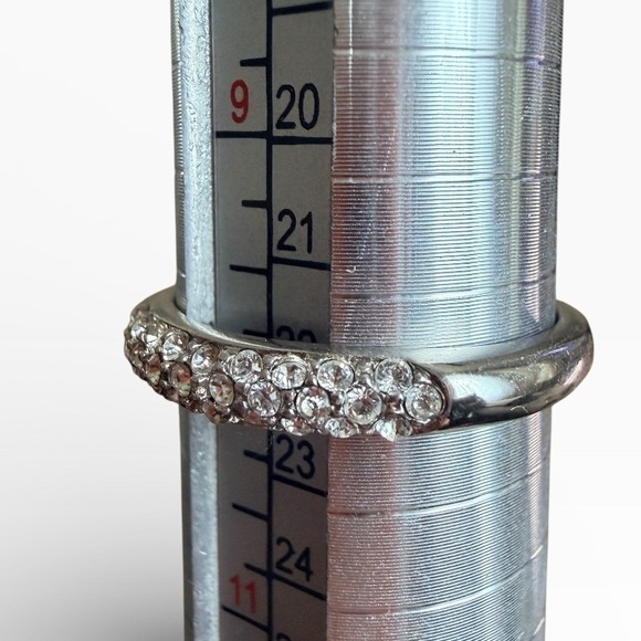 Vintage Avon RJ Sparkling Silver Tone Band Ring Crystal Accents  Size 10 - Picture 6 of 9